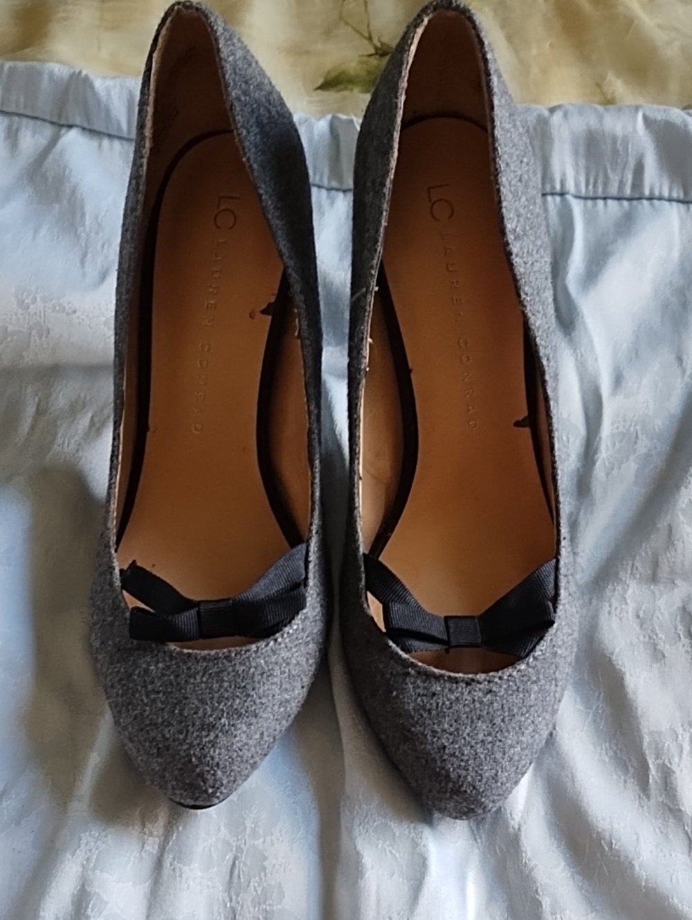LC Lauren Conrad Gray Pointed Toe Textile Heels  with Bow